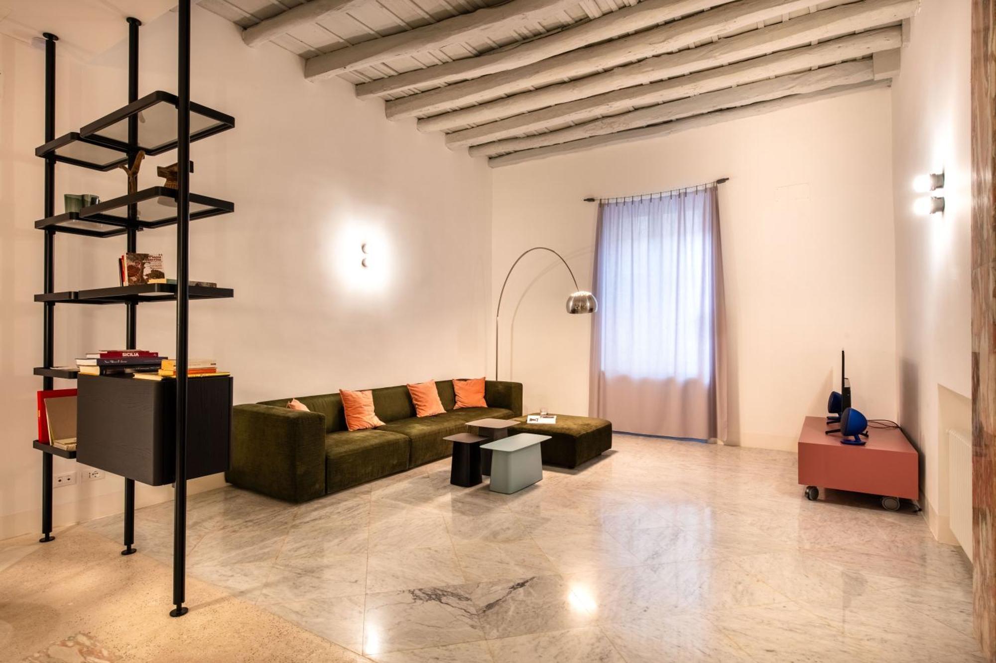 Sartoria Cavour - Modern Sicilian Elegance In A Former Tailor Shop 巴勒莫 外观 照片