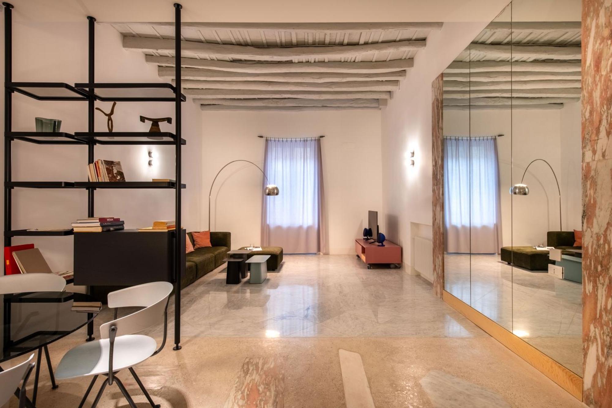 Sartoria Cavour - Modern Sicilian Elegance In A Former Tailor Shop 巴勒莫 外观 照片